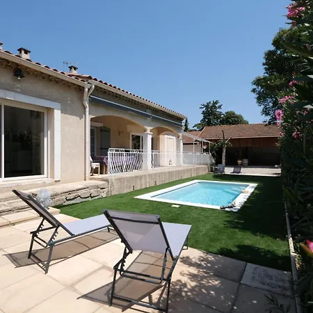Villa Pretty Detached House With Swimming Pool In The Village Of